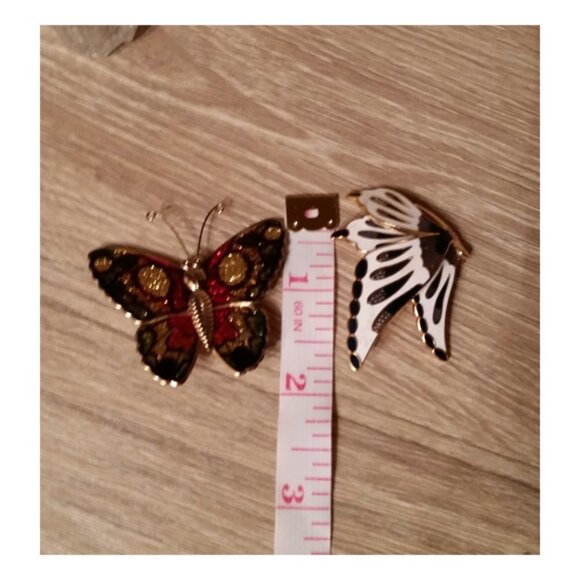 Vintage Fish Enterprises Ltd Enamel Butterfly Pin - Picture 4 of 4